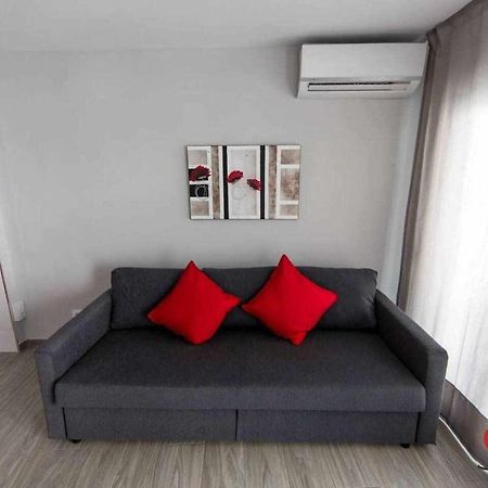 Roses Apartments Red Loft Vista Mar Lateral Dış mekan fotoğraf